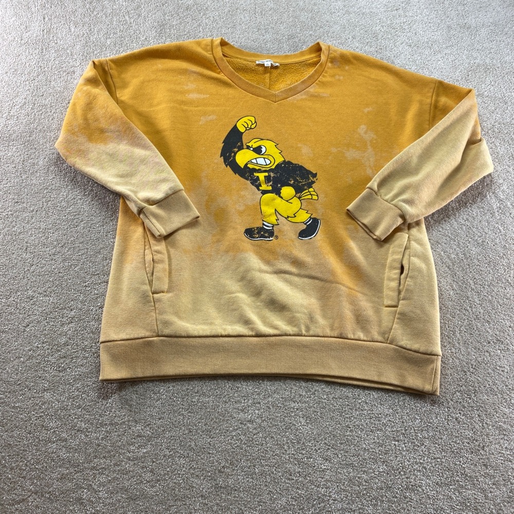 Zenana Outfitters‎ Sweatshirt Mens Large Yellow Excellent Hawk Graphic V-Neck